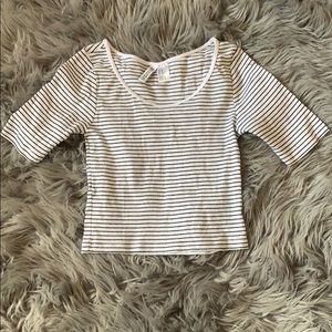 H&M Divided Crop Top